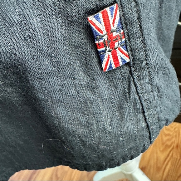 English Laundry Black Embroidered Gothic Winged Crest Dress Shirt | Size Small - Picture 9 of 16